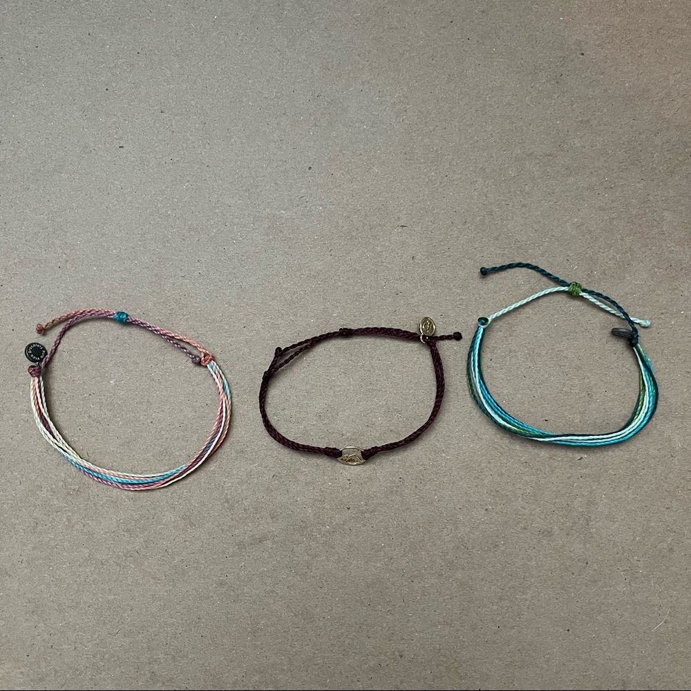 Lot of 3 Pura Vida Bracelet- Multicolor, Maroon, Sea Colors